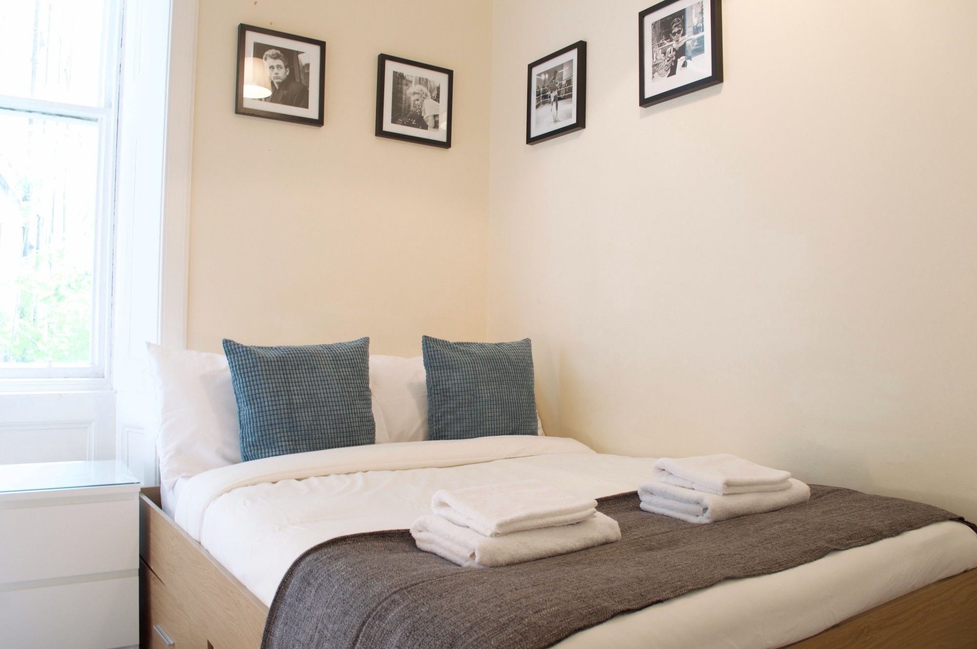 3 Bedroom Apartment Accommodates 8 Edinburg Exteriör bild